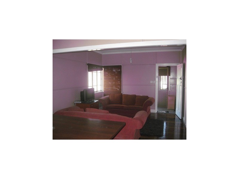 4 LANGTON STREET, Banyo QLD 4014