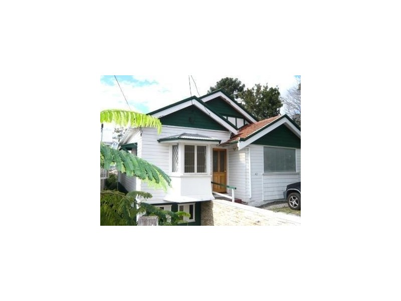 42 Bramston Terrace, Herston QLD 4006