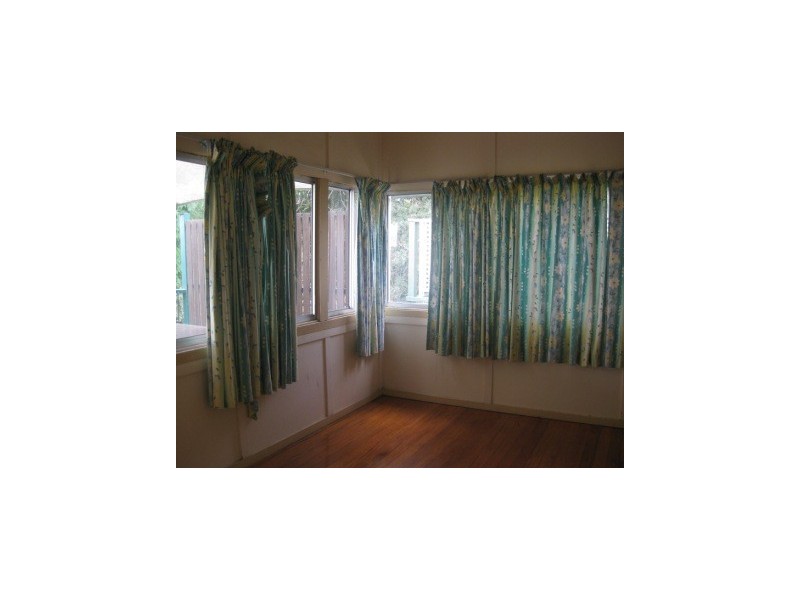 42 Bramston Terrace, Herston QLD 4006