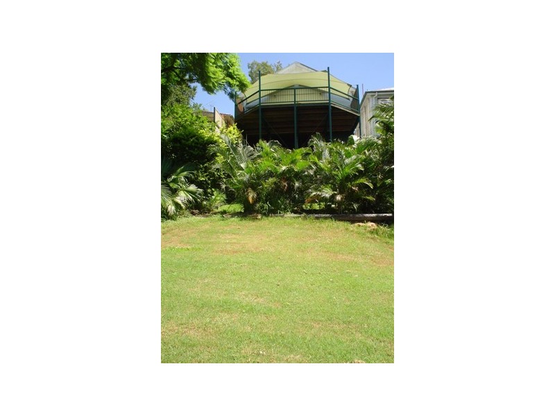 42 Bramston Terrace, Herston QLD 4006