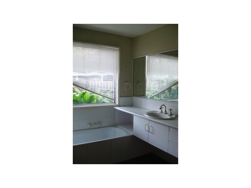 9 Fernbourne Road, Wellington Point QLD 4160