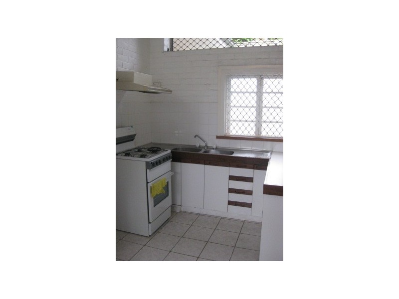 1 McCaul Street, Taringa QLD 4068