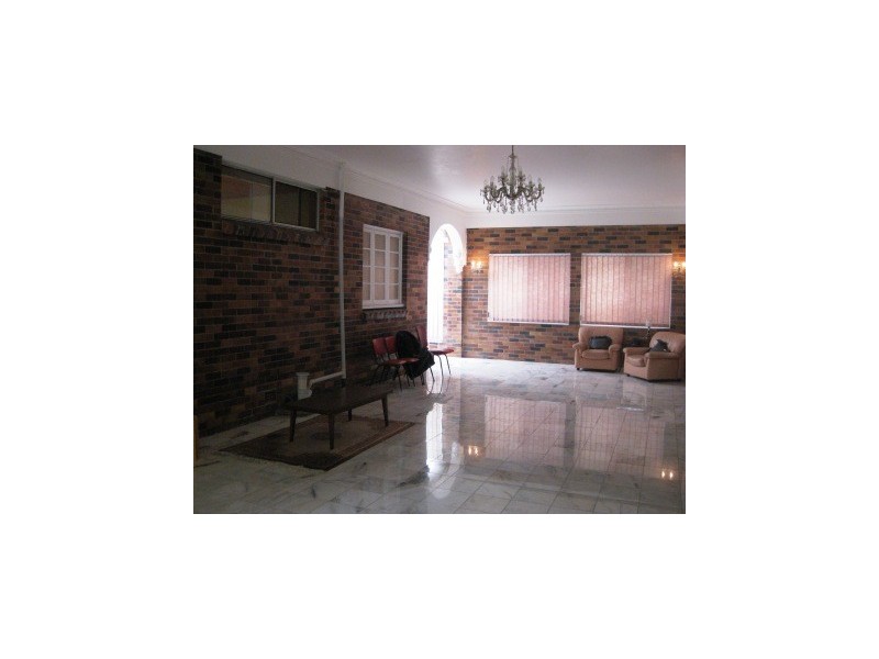 1 McCaul Street, Taringa QLD 4068