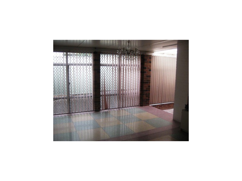 1 McCaul Street, Taringa QLD 4068