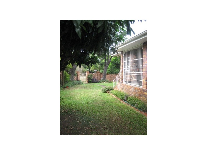 1 McCaul Street, Taringa QLD 4068