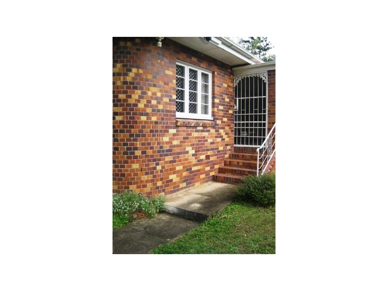 1 McCaul Street, Taringa QLD 4068