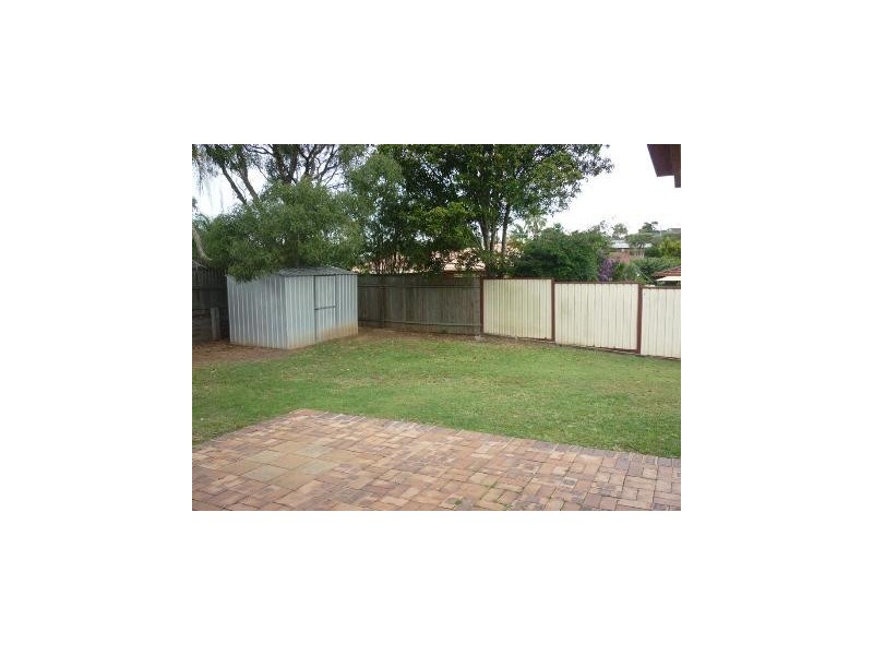 12 Dorking Court, Alexandra Hills QLD 4161