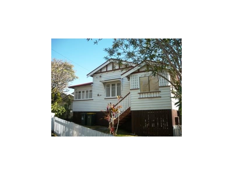 26 Windsor Road, Red Hill QLD 4059