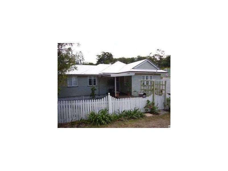 101 Fletcher Parade, Bardon QLD 4065