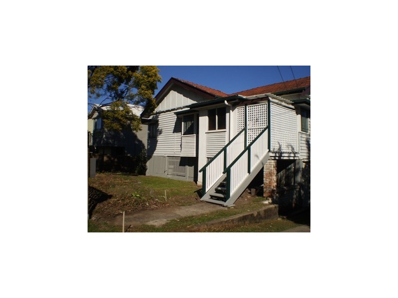 121 Fairfield Road, Fairfield QLD 4103