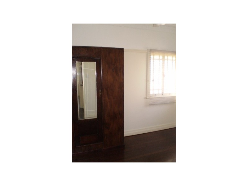 121 Fairfield Road, Fairfield QLD 4103