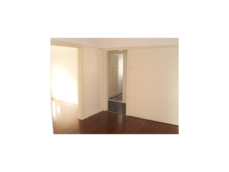 121 Fairfield Road, Fairfield QLD 4103