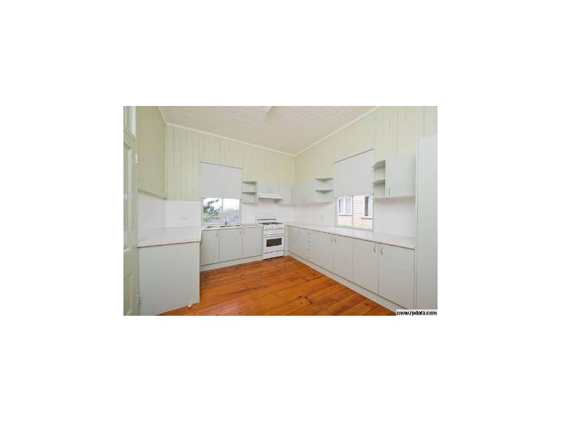37 Macgregor Terrace, Bardon QLD 4065
