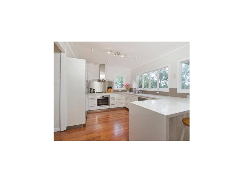 90 Simpsons Road, Bardon QLD 4065