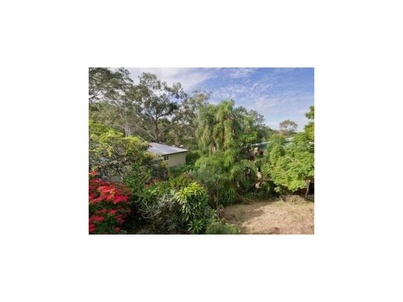 90 Simpsons Road, Bardon QLD 4065