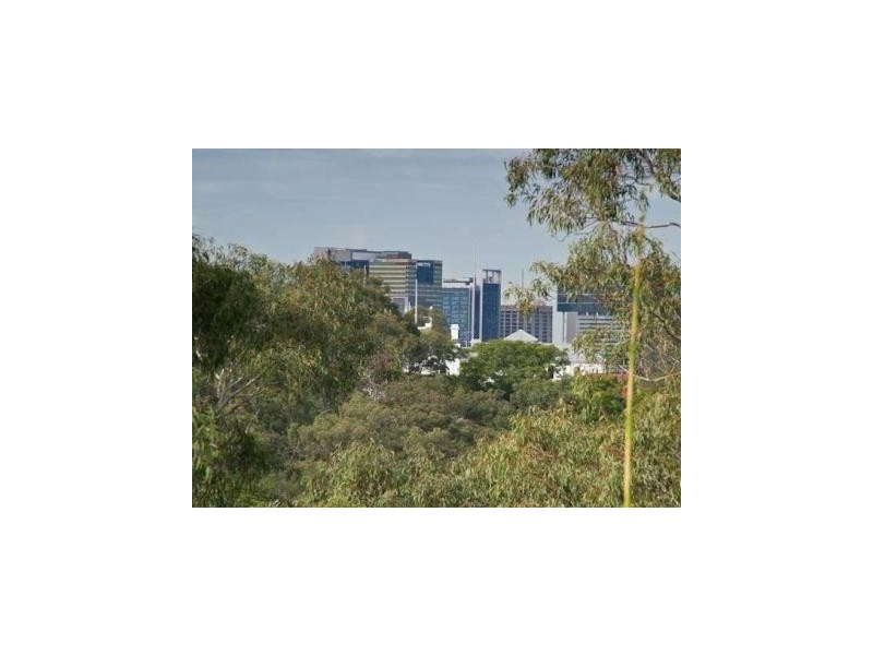 90 Simpsons Road, Bardon QLD 4065