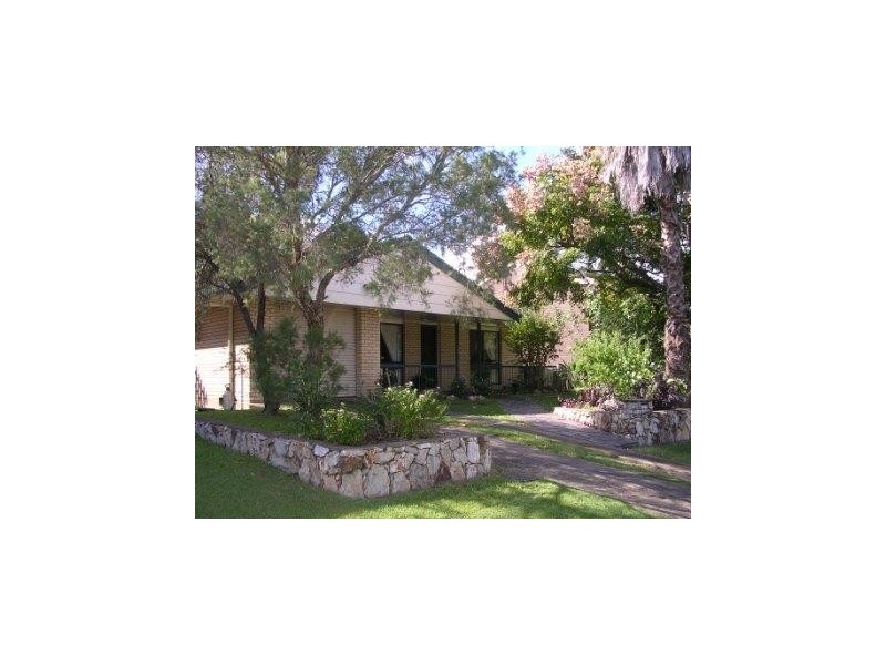 16 Rinora Street, Corinda QLD 4075