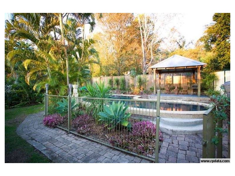 30 Woodside Street, The Gap QLD 4061