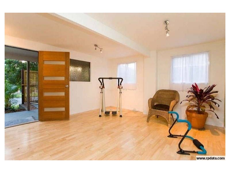 30 Woodside Street, The Gap QLD 4061
