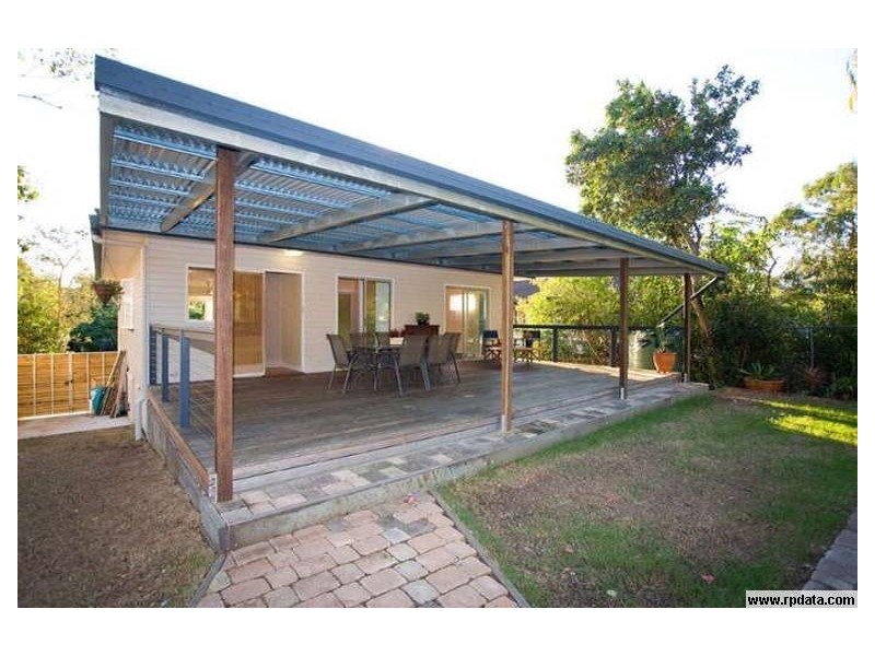 30 Woodside Street, The Gap QLD 4061