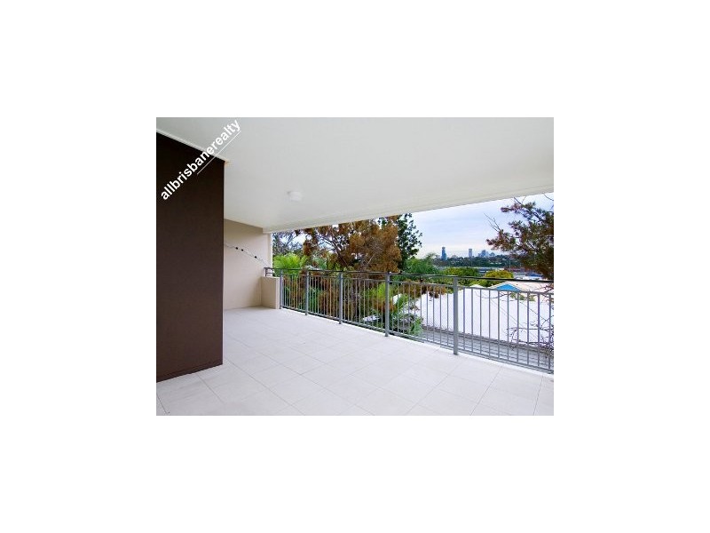 9/3  Wickham Street, Newmarket QLD 4051