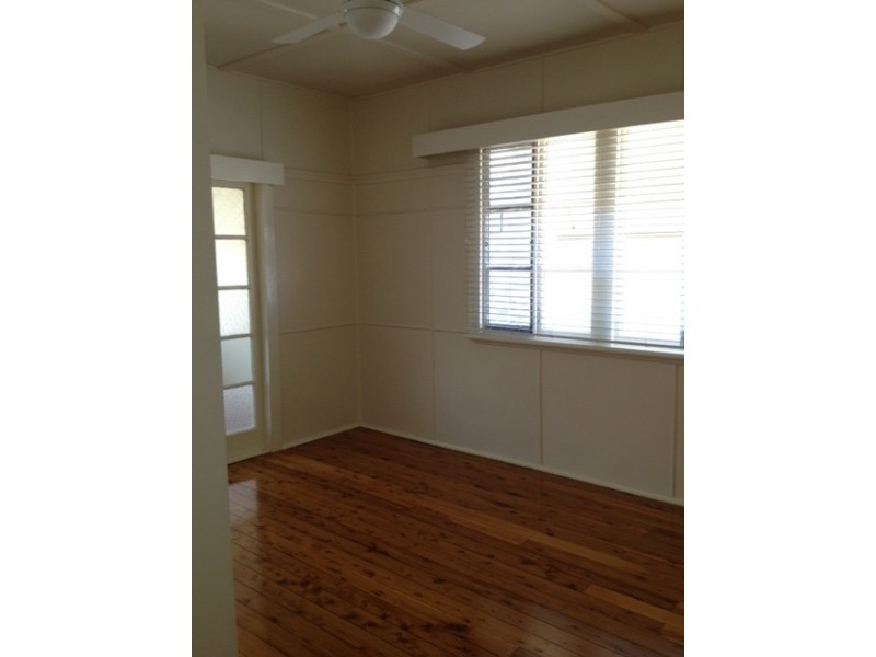 11 Grosvenor Street, Yeerongpilly QLD 4105