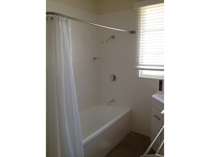 11 Grosvenor Street, Yeerongpilly QLD 4105