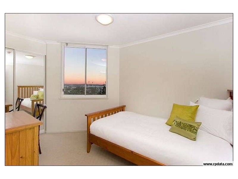 24/57 Lambert Street, Kangaroo Point QLD 4169