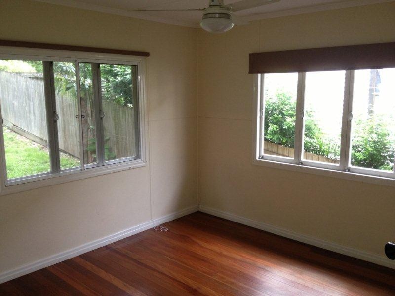 9 Oakwal Terrace, Windsor QLD 4030