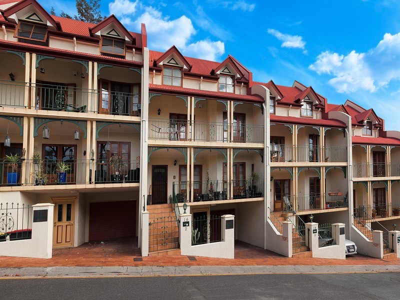 2/16 SEXTON STREET, Paddington QLD 4064