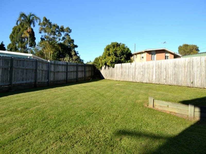 4 Earls Court, Alexandra Hills QLD 4161