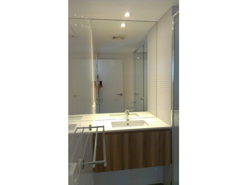 2401/119 Parkside Circuit, Hamilton QLD 4007