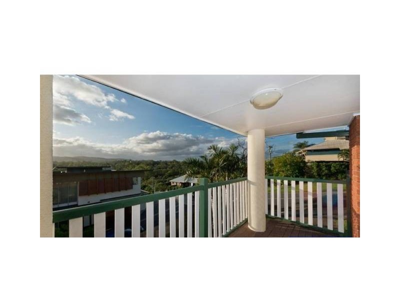 2/11  Armadale Street, St Lucia QLD 4067