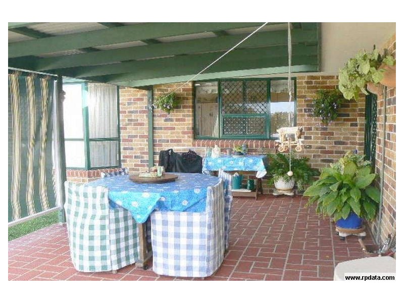 4 CRESTWOOD CLOSE, Ormiston QLD 4160