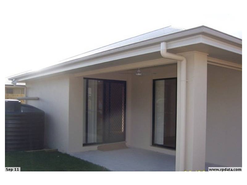 24 Stoneleigh Way, Holmview QLD 4207