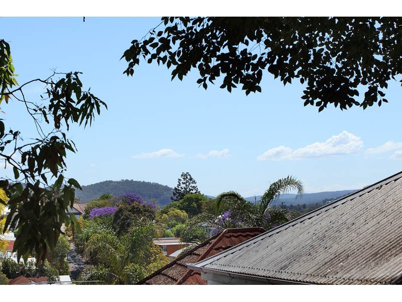 6 Jones Street, Red Hill QLD 4059