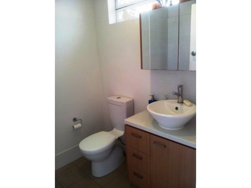 3/115 KIRKLAND AVENUE, Coorparoo QLD 4151