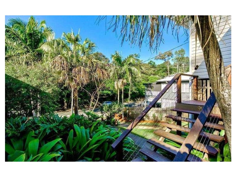 9 BOUSFIELD STREET, Paddington QLD 4064