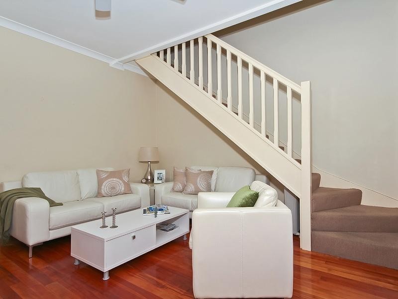 4/17 MARTHA STREET, Paddington QLD 4064