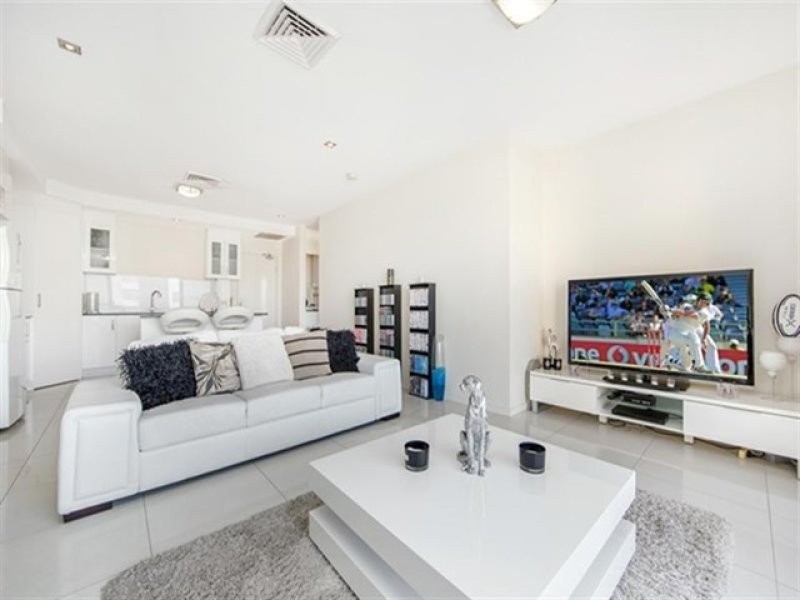 15/215 Wellington Road, East Brisbane QLD 4169