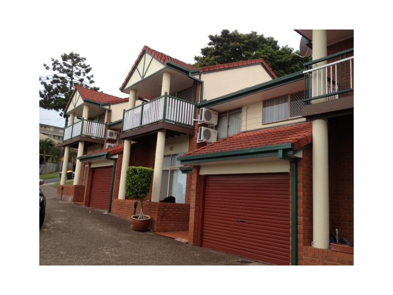 1/11 Armadale Street, St Lucia QLD 4067