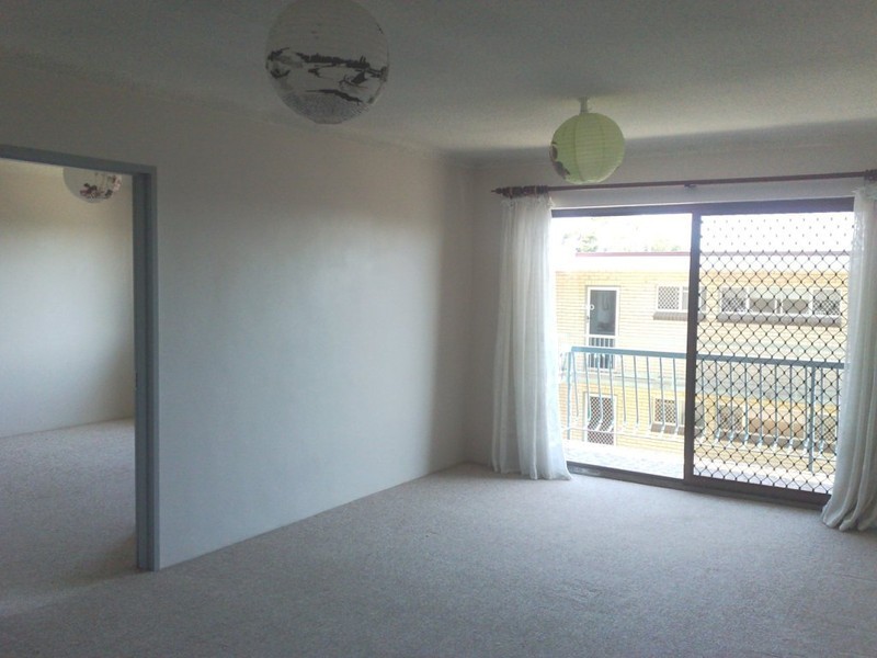 2/27 Pine Street, Bulimba QLD 4171