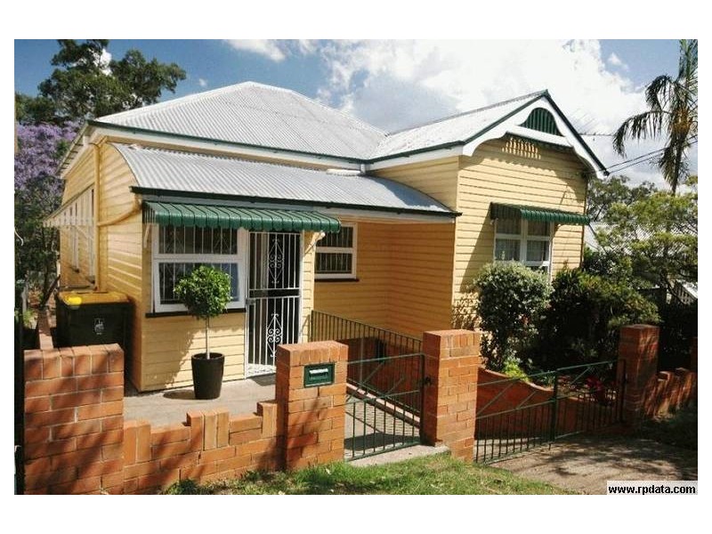 54 Heussler Terrace, Milton QLD 4064