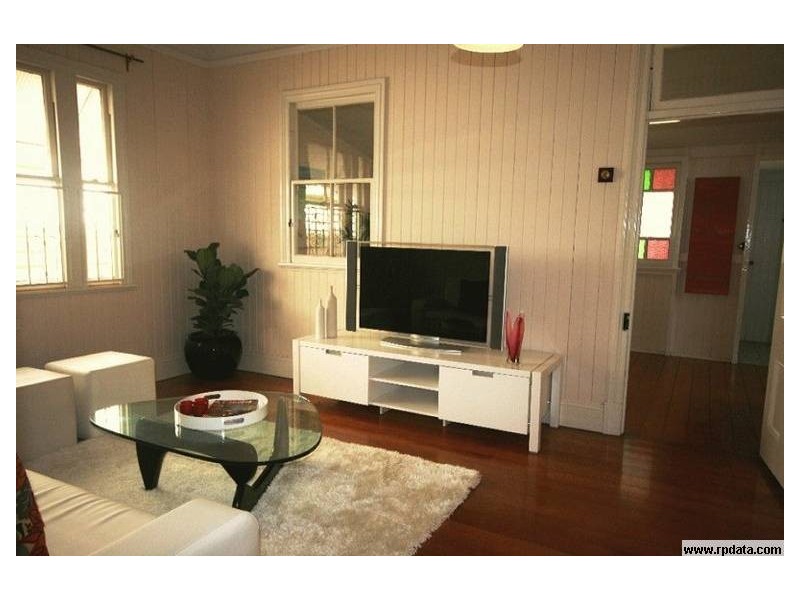 54 Heussler Terrace, Milton QLD 4064