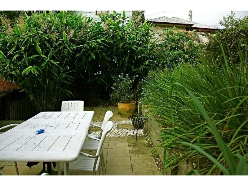 10 Wolseley St, Paddington QLD 4064