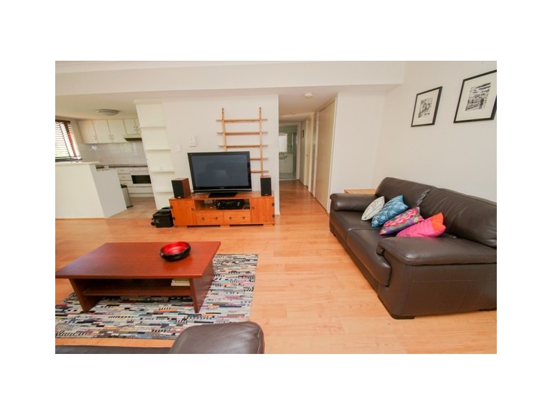 12/39 CAIRNS STREET, Kangaroo Point QLD 4169