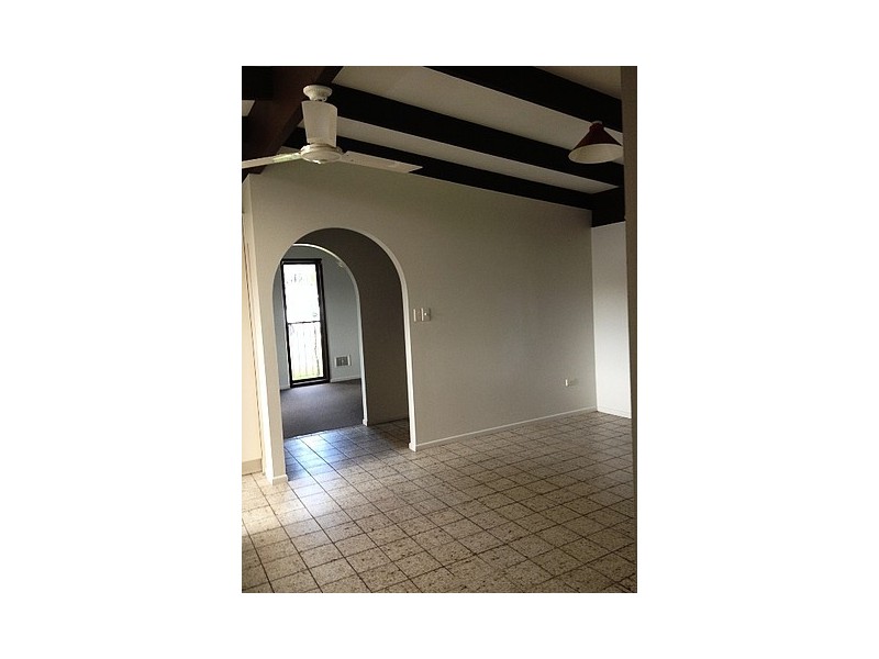 1 Marwood Street, Belmont QLD 4153