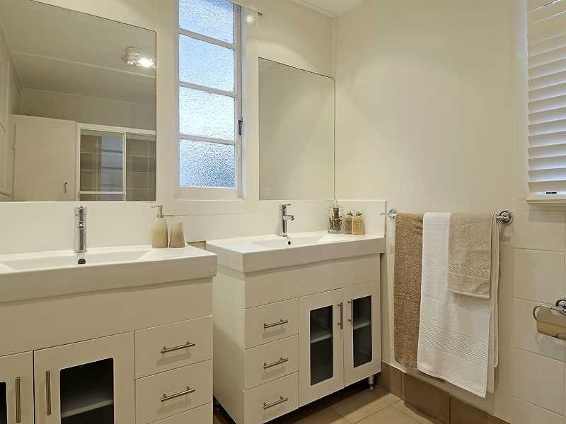 67  NEWMARKET STREET, Hendra QLD 4011