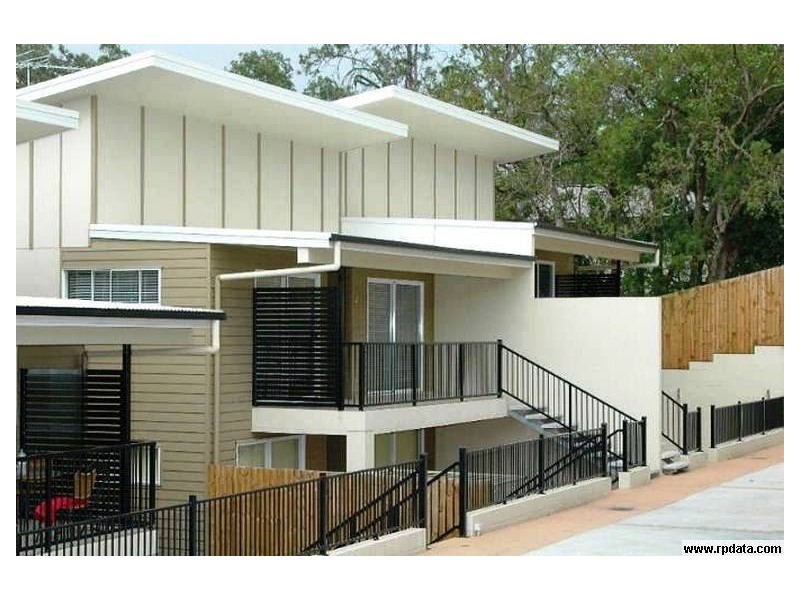 1/166 JUBILEE TCE, Bardon QLD 4065