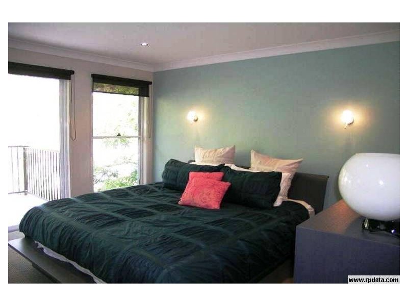 1/166 JUBILEE TCE, Bardon QLD 4065